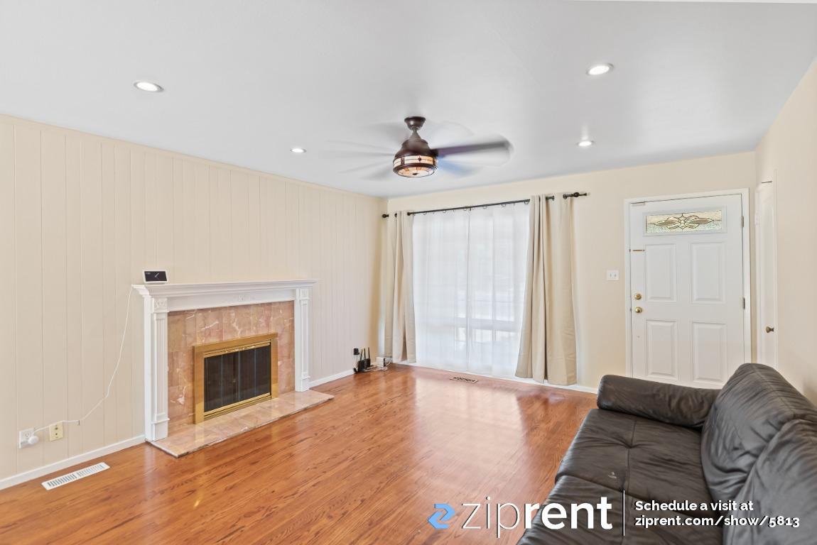2681 Newhall St - Photo 2 of 17