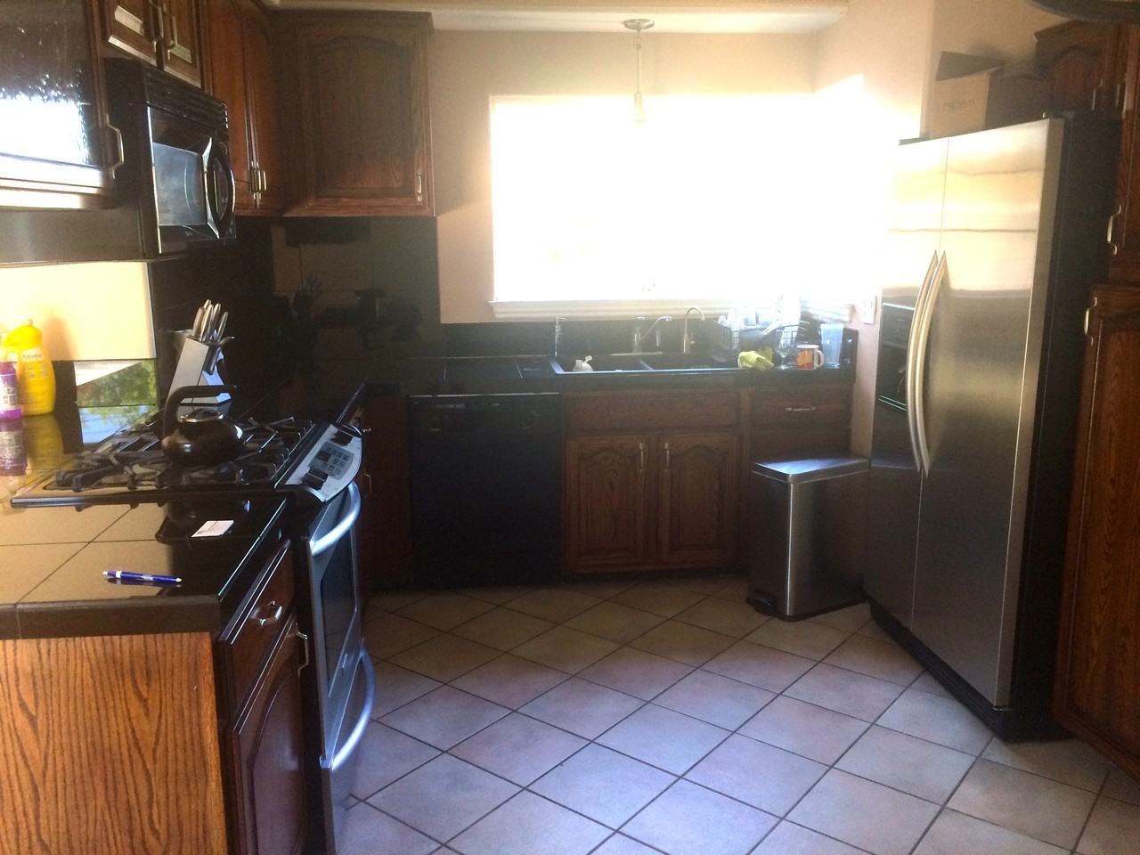 219 Dawnridge Rd - Photo 3 of 21