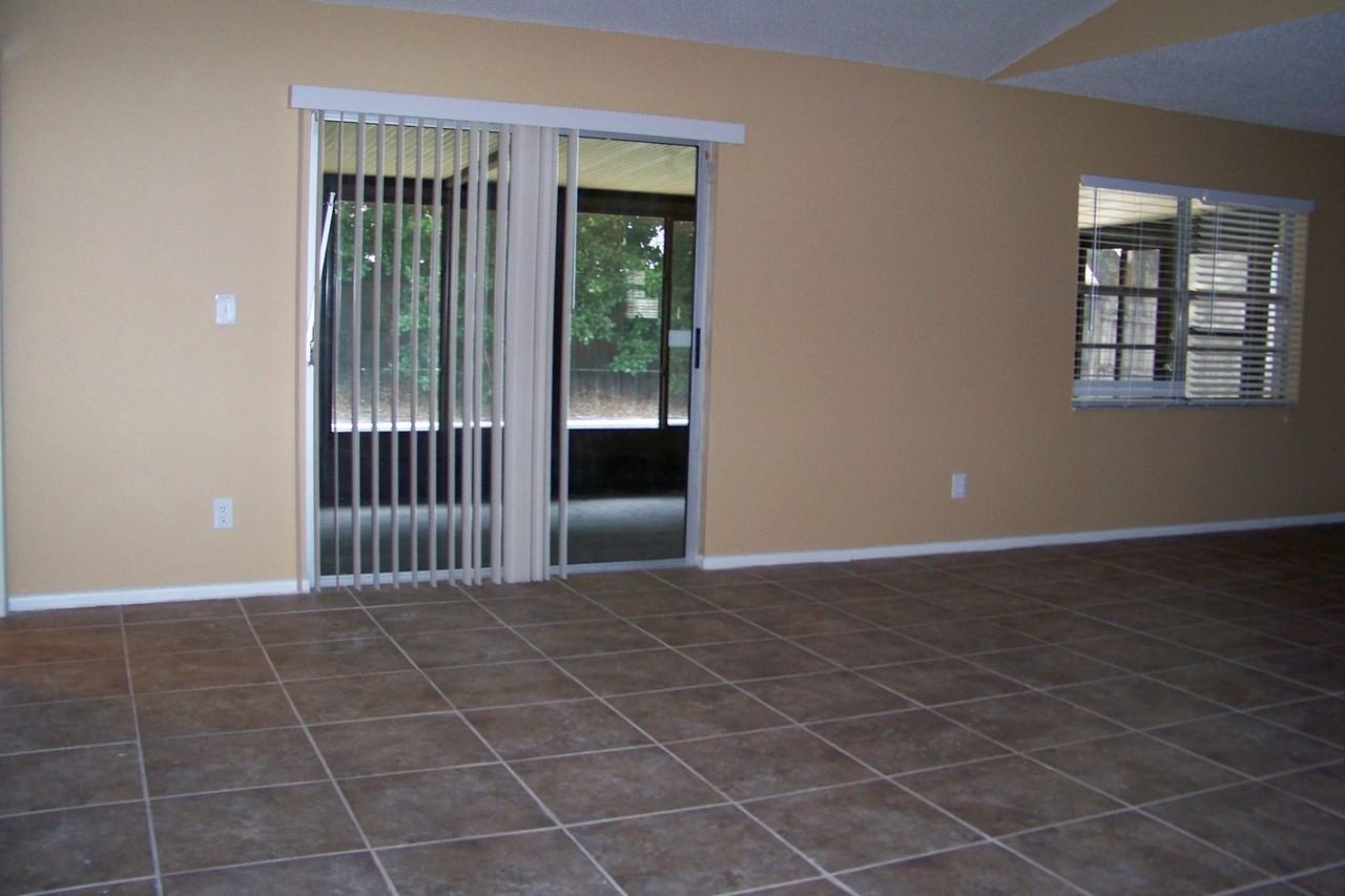 1901 Rudder Dr - Photo 2 of 17