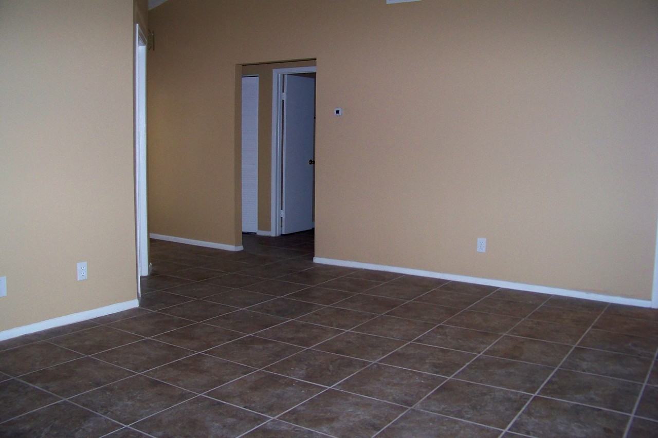 1901 Rudder Dr - Photo 3 of 17