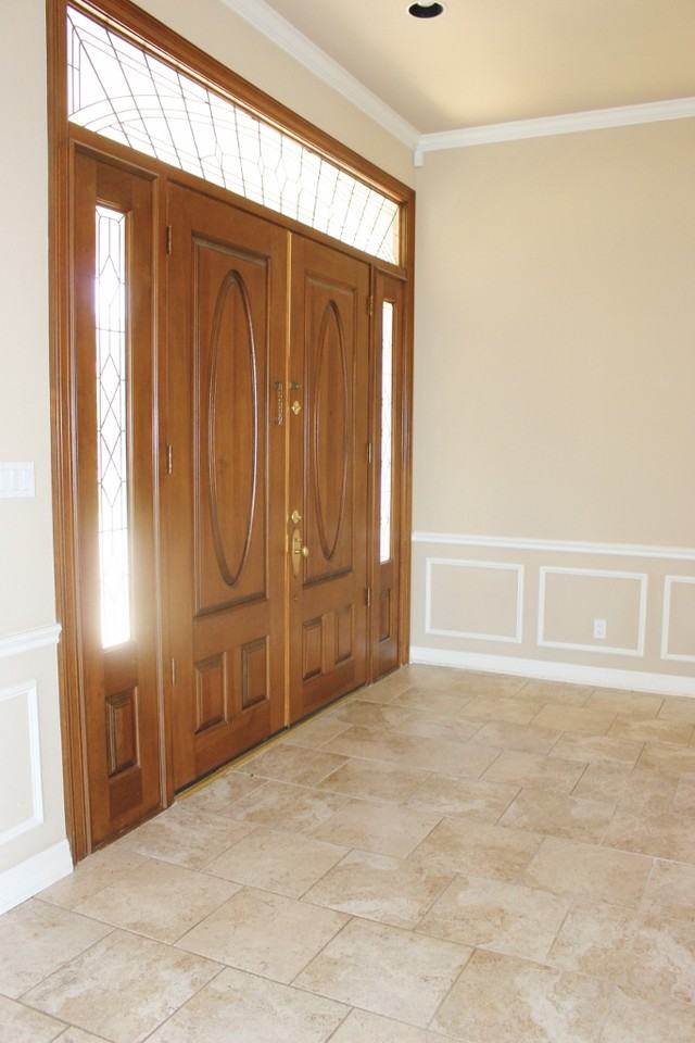 7220 Lavendale Cir - Photo 3 of 24
