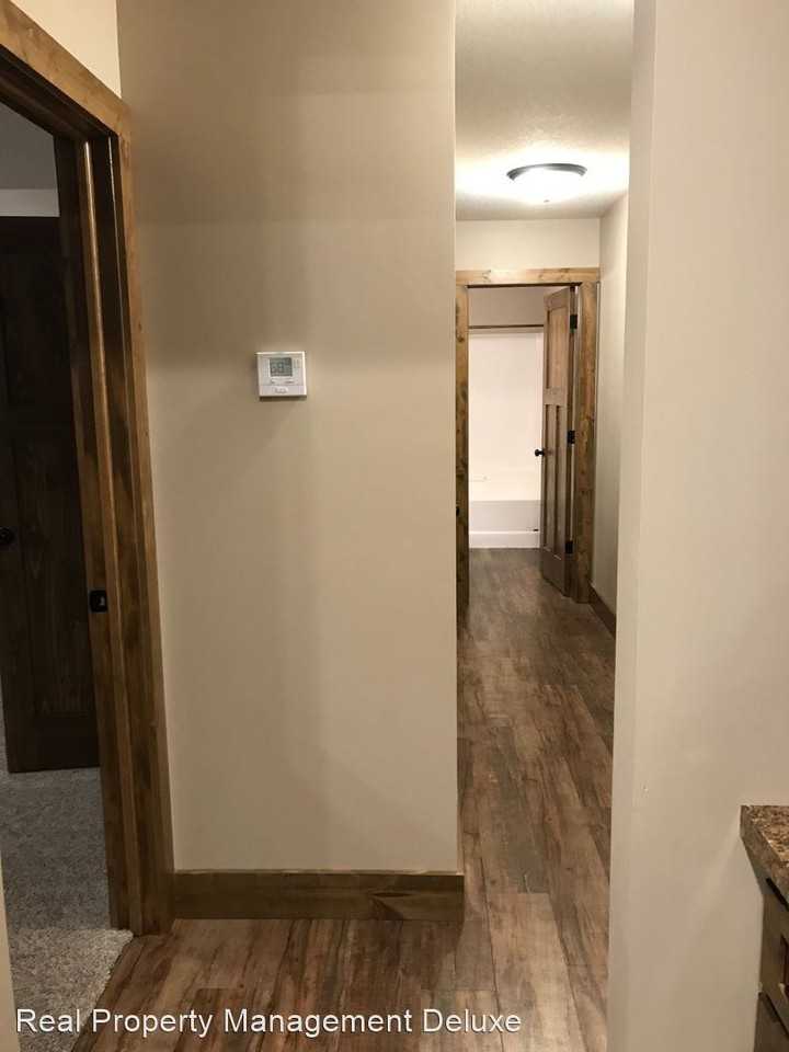 6212 Wilderness Rd - Photo 3 of 15