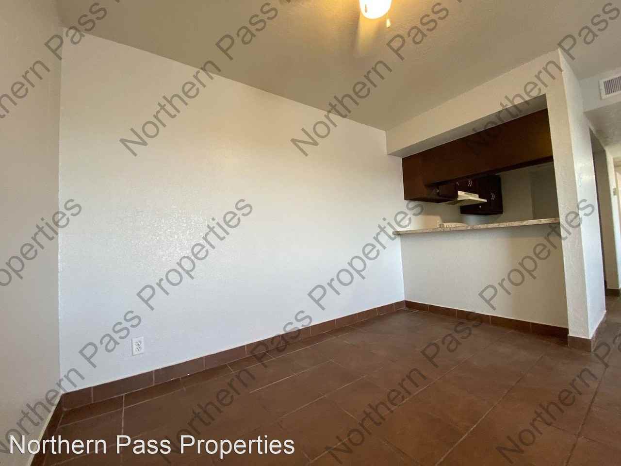 4700 Maxwell Ave - Photo 3 of 8