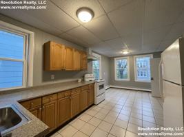 featured image of 122 Thornton St #3