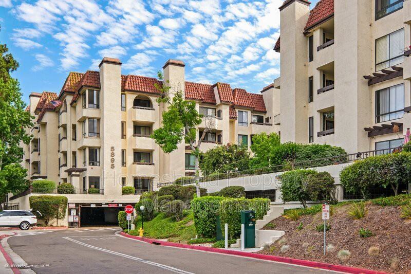 5895 Friars Rd #5211 - Photo 3 of 32