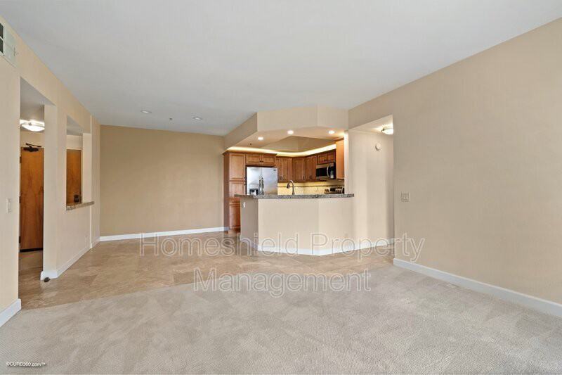 5895 Friars Rd #5211 - Photo 7 of 32