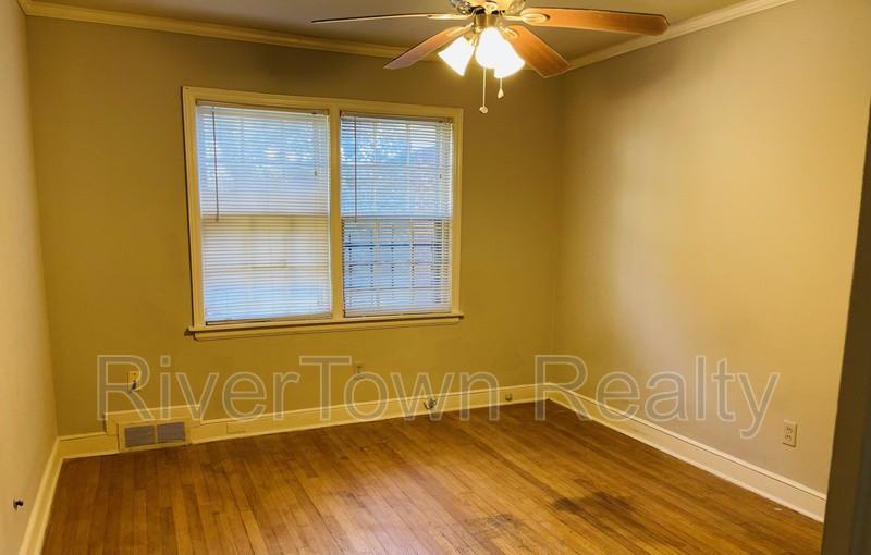 3558 Poplar Ave - Photo 6 of 13