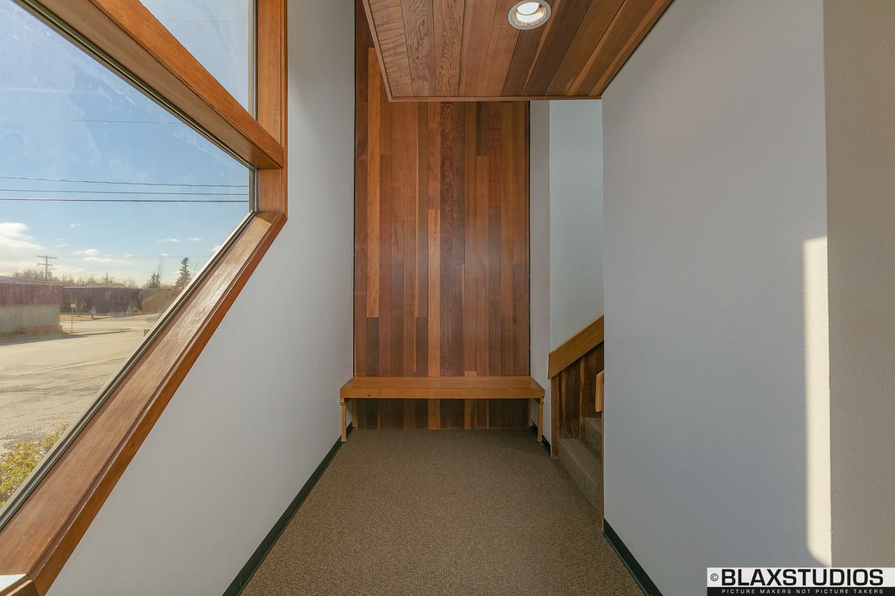 634 S Bailey St - Photo 4 of 20