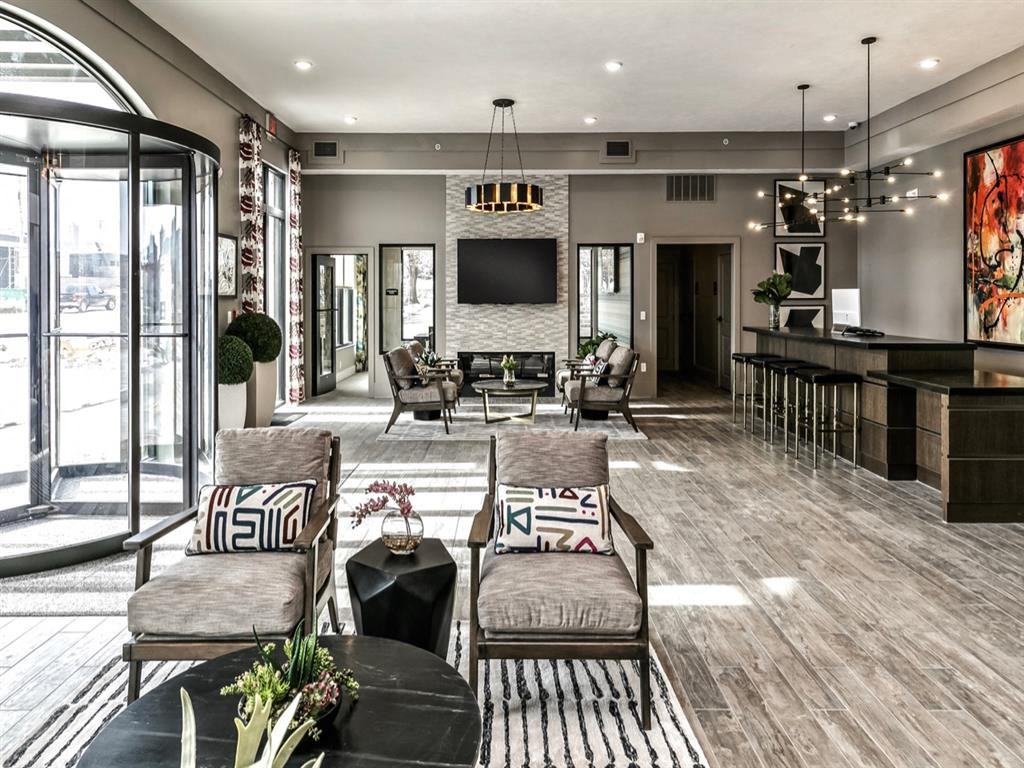 The Duke Omaha - Photo 3 of 44