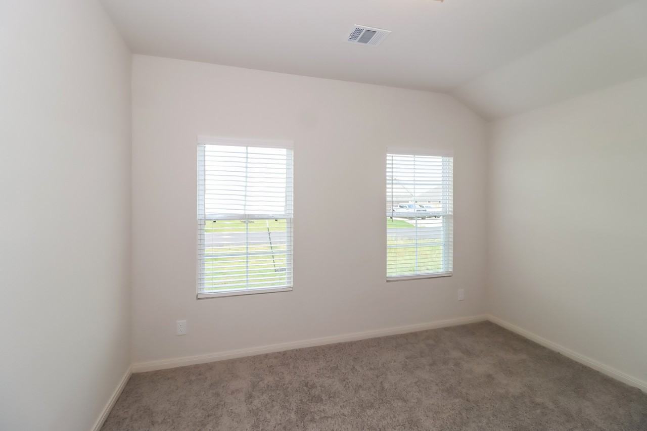 124 Pleasant Path - Photo 2 of 15