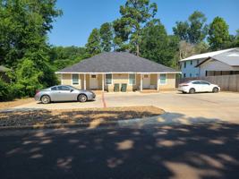 featured image of 2313 Banita St #101