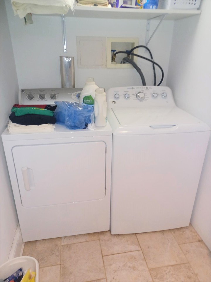 185A 8th St #1 - Photo 2 of 4