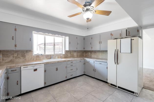 3344 East 2nd Street - Photo 3 of 5