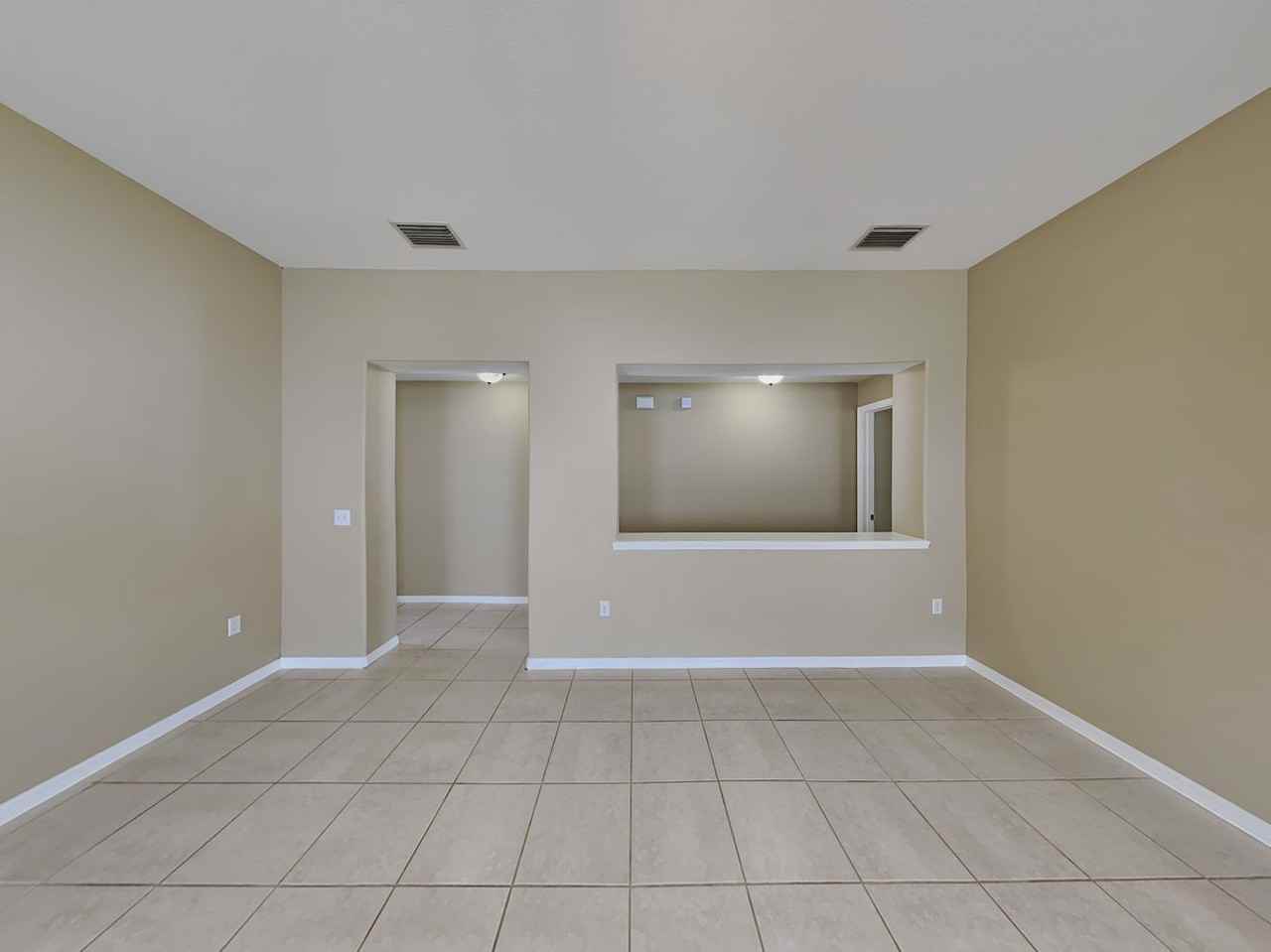 2294 Blackwood Dr - Photo 3 of 18