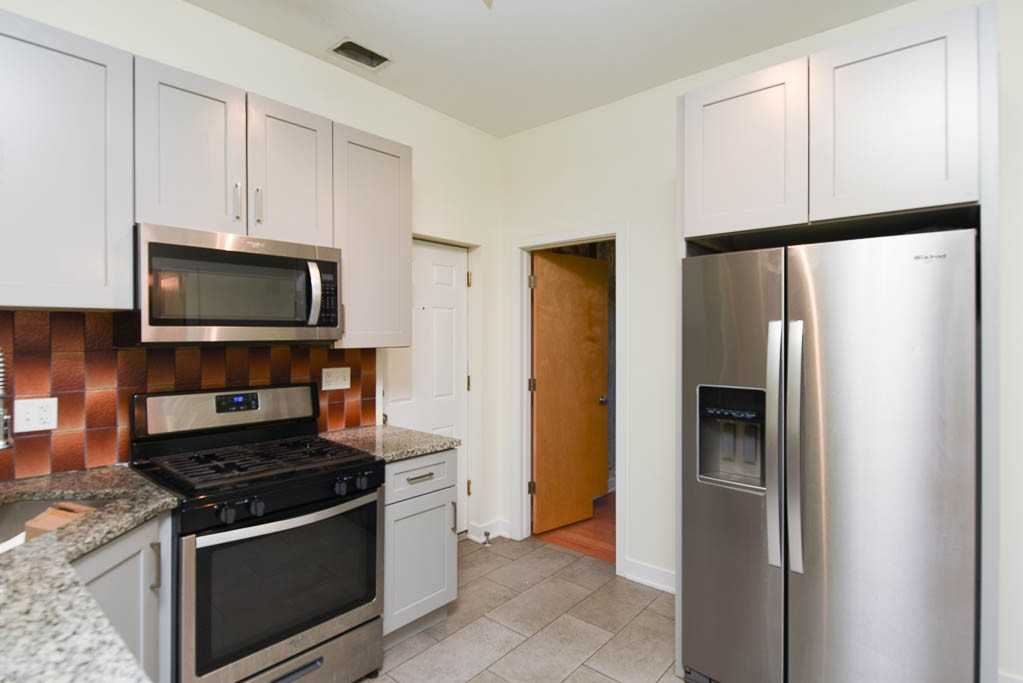 2006 S Washtenaw Ave #2C - Photo 3 of 21