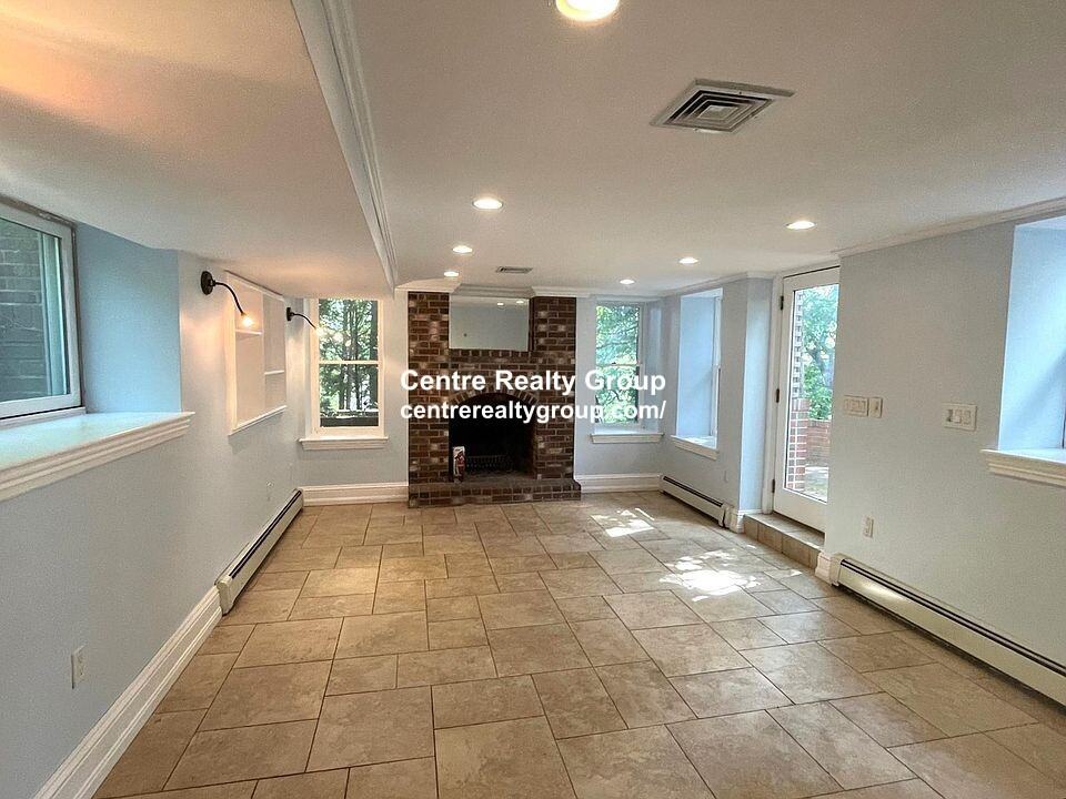 36 Sunhill Ln #G2 - Photo 7 of 11