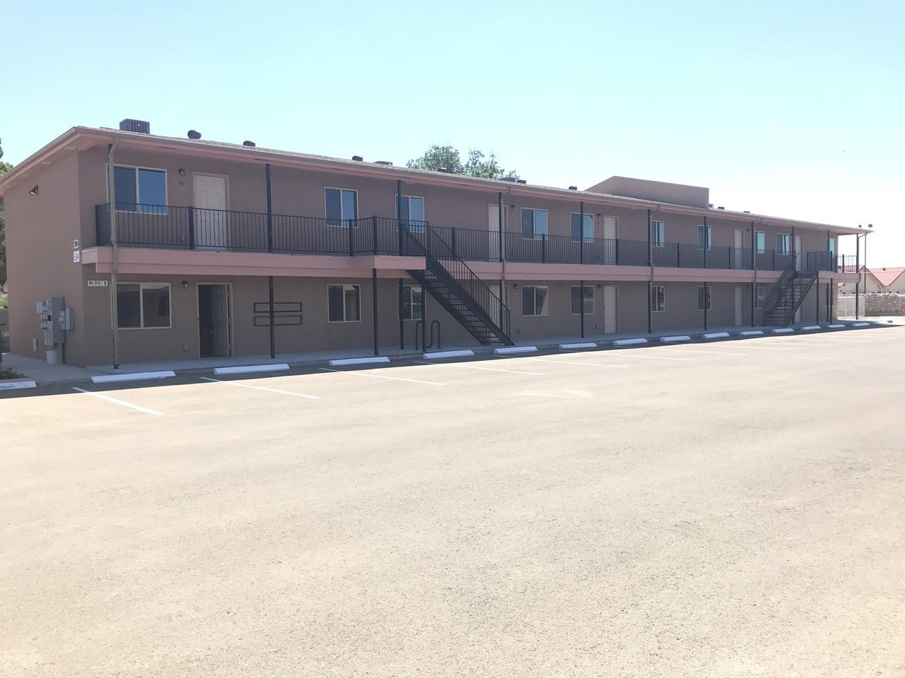 594 Lomaland Dr, El Paso, TX 79907 2 Bedroom Apartment for Rent PadMapper