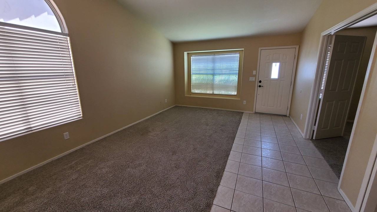 4422 E White Aster St #1 - Photo 3 of 6