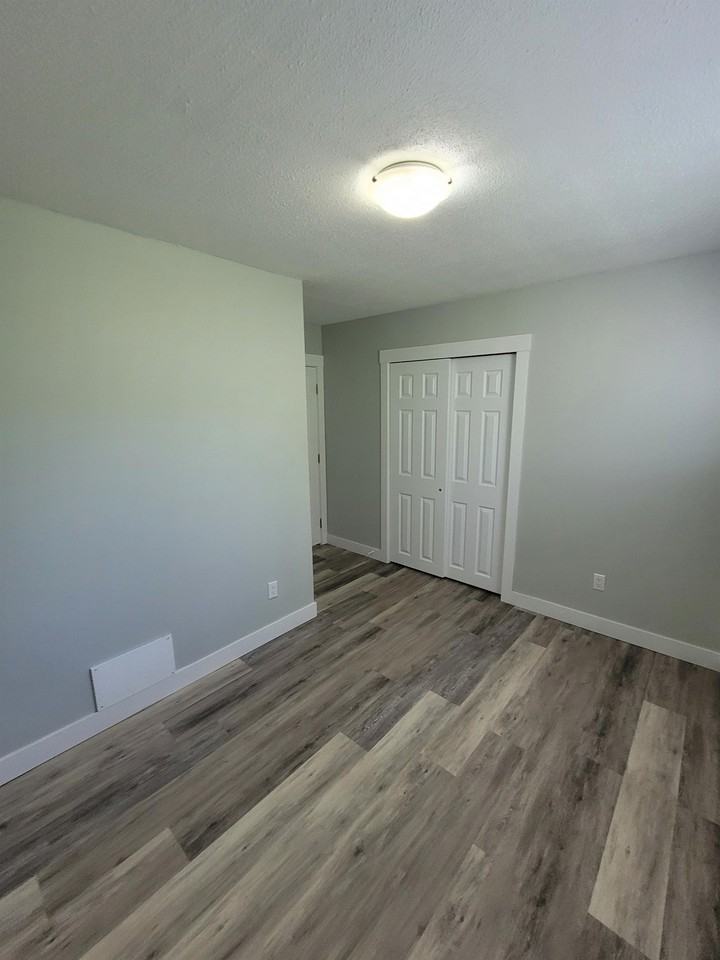 3963 4th Ave #B - Photo 7 of 10