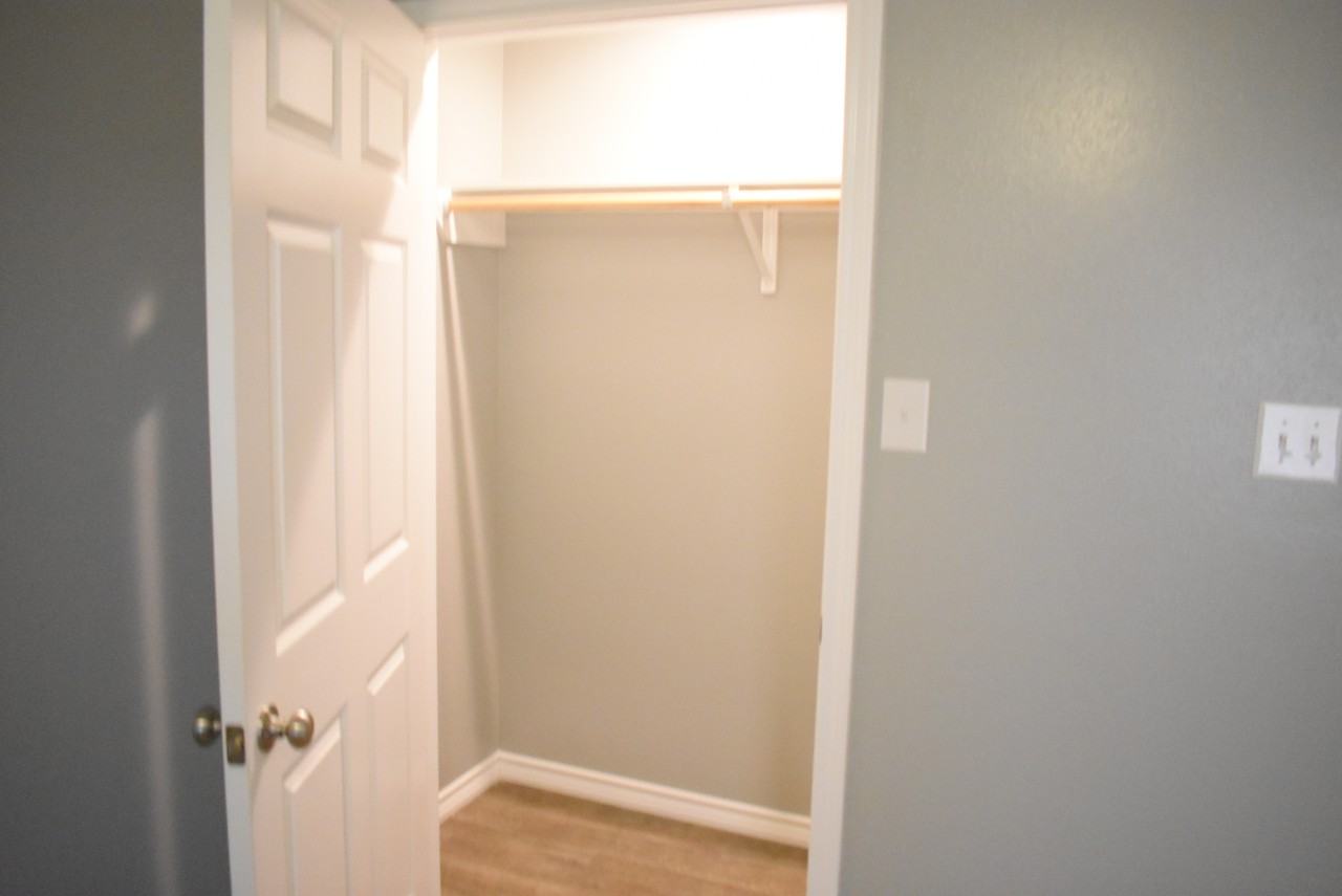 2313 Banita St #101 - Photo 6 of 12