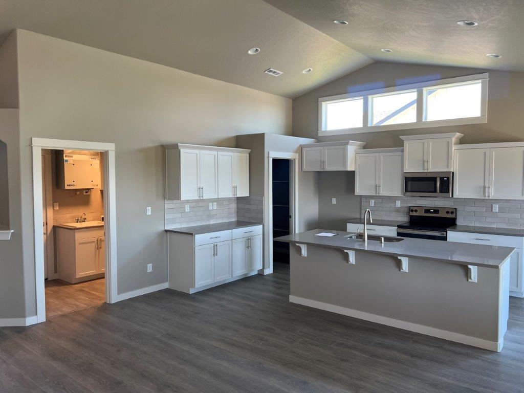 1419 Sw Kelandren Dr - Photo 3 of 16