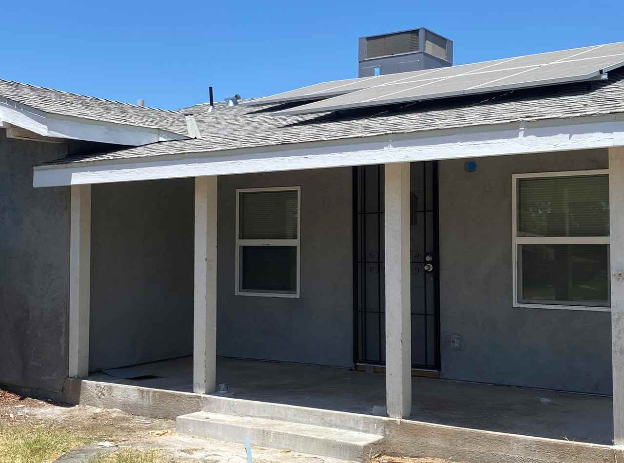 3835 E Dakota Ave - Photo 2 of 7