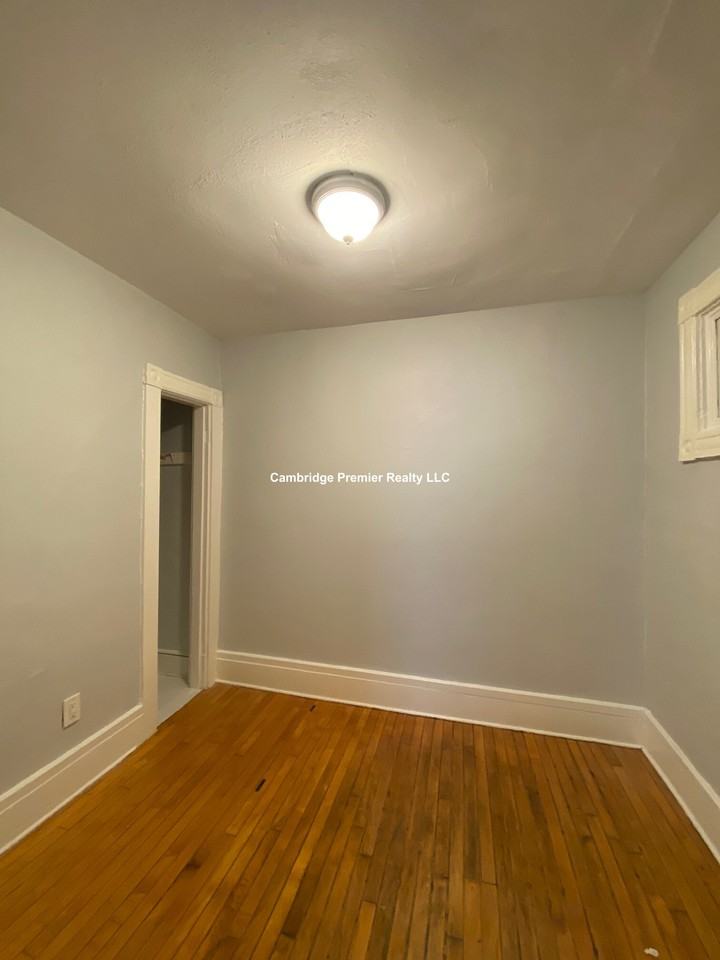 Western Ave #3 - Photo 2 of 4