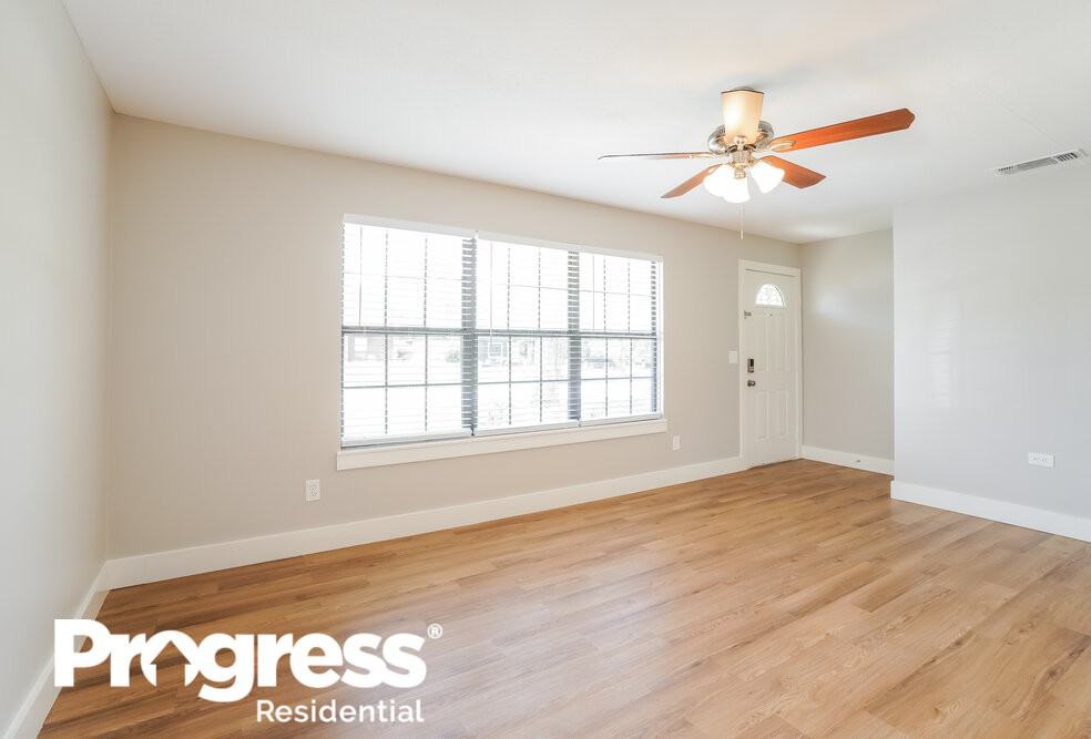 3144 Ricky Dr - Photo 3 of 11