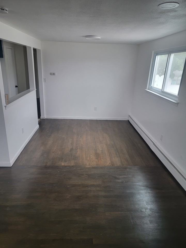 272 Roquette Ave - Photo 3 of 3