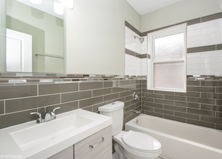 7831 S Loomis Blvd #2 - Photo 2 of 18