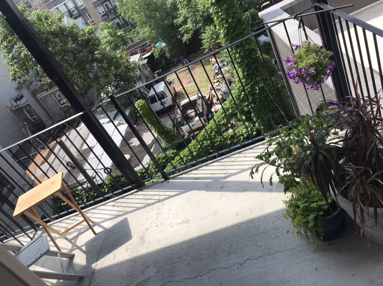 149 Manhattan Ave - Photo 2 of 3