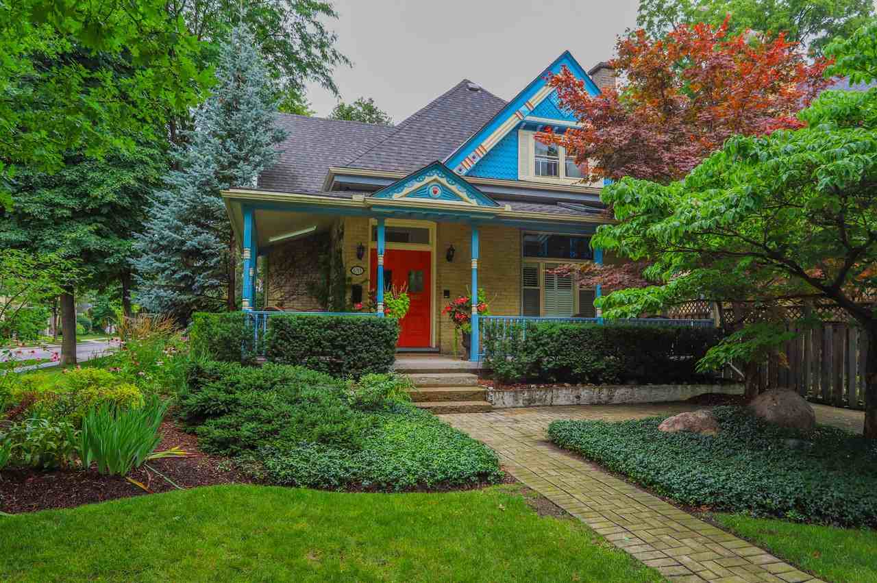 Waterloo St & Hyman St #Upper