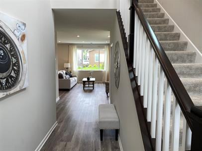 9952 Zilla St Nw - Photo 3 of 25