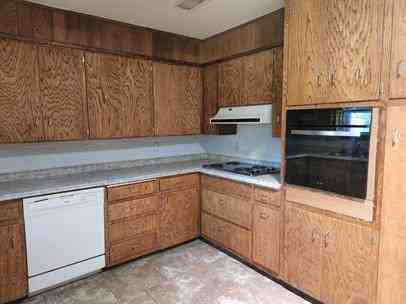 3327 Cimmaron Ave - Photo 3 of 11