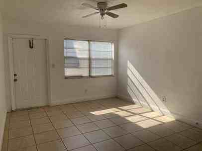 633 Nw 6th Ct - Photo 3 of 11