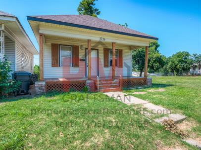 1226 Nw 8th St - Photo 3 of 48