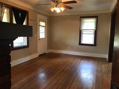 613 Wellington Avenue - Photo 3 of 20
