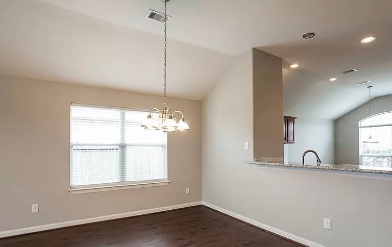 211 Seacrest Blvd - Photo 3 of 9
