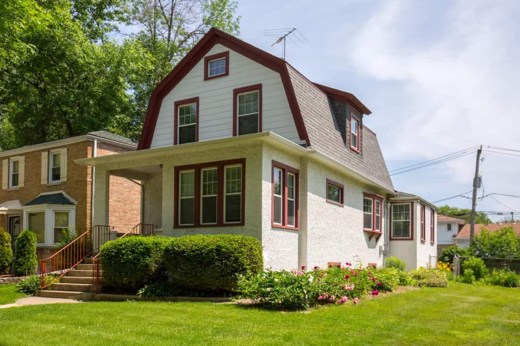 9607 S Charles St - Photo 2 of 14