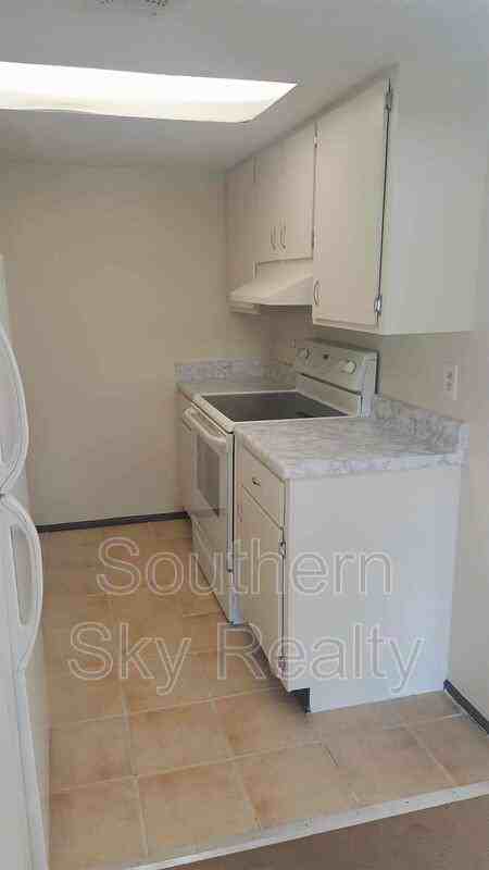 2095 Penguin Ave - Photo 2 of 9