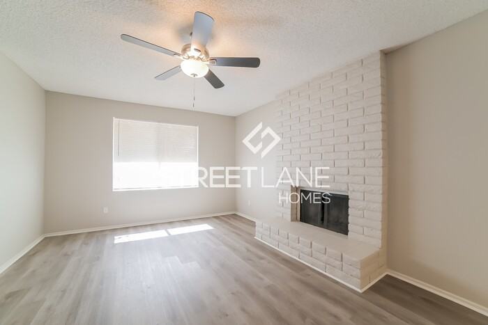 1436 W Jerome Ave - Photo 3 of 15