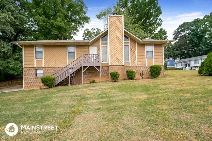 1174 Grand Blvd - Photo 2 of 18