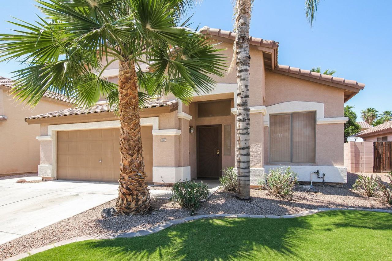 10382 W Amelia Ave - Photo 2 of 17