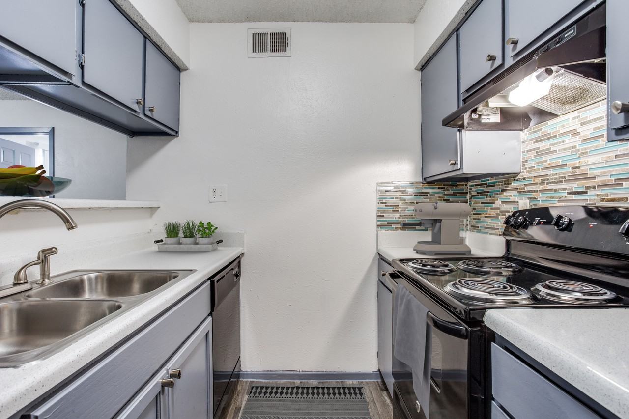 z-071423-Oasis Springs - Photo 4 of 21