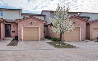 featured image of 25 Valleyview Road #15