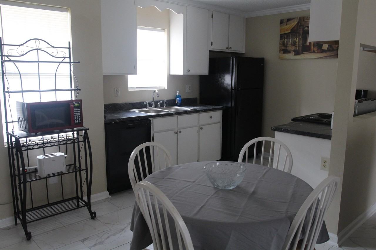 2311 Beachview Drive #A - Photo 4 of 12