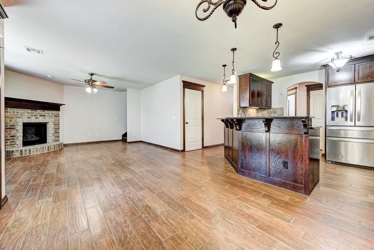 301 Sw 170th St #1 - Photo 7 of 24