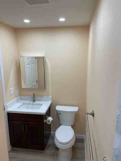 2233 Poplar Dr #2 - Photo 2 of 4