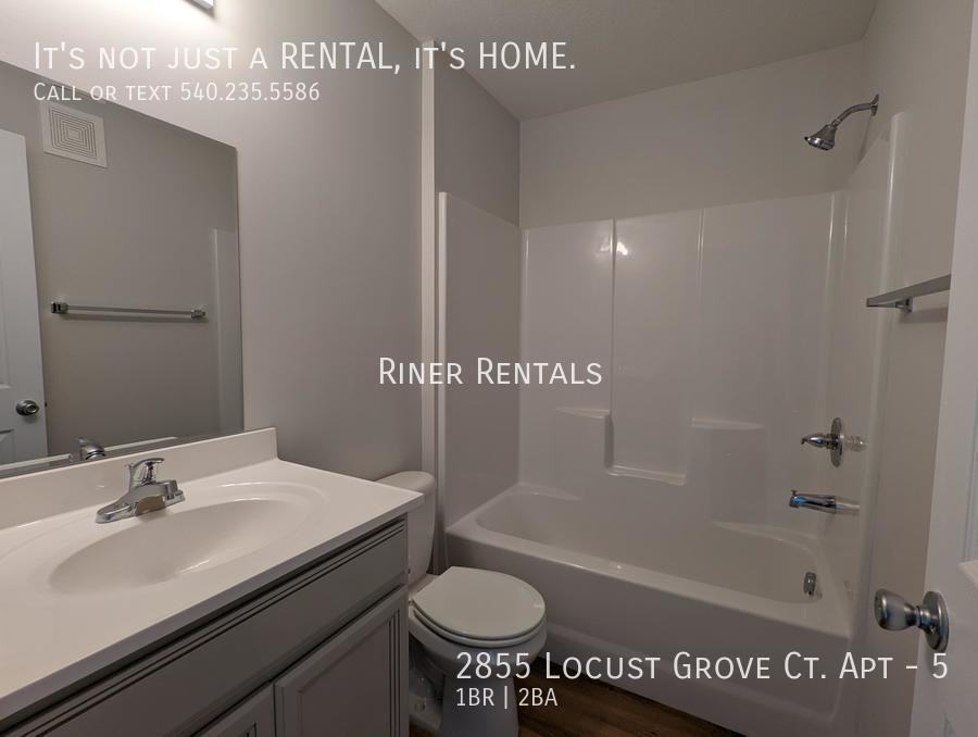 2855 Locust Grove Ct #5 - Photo 3 of 5