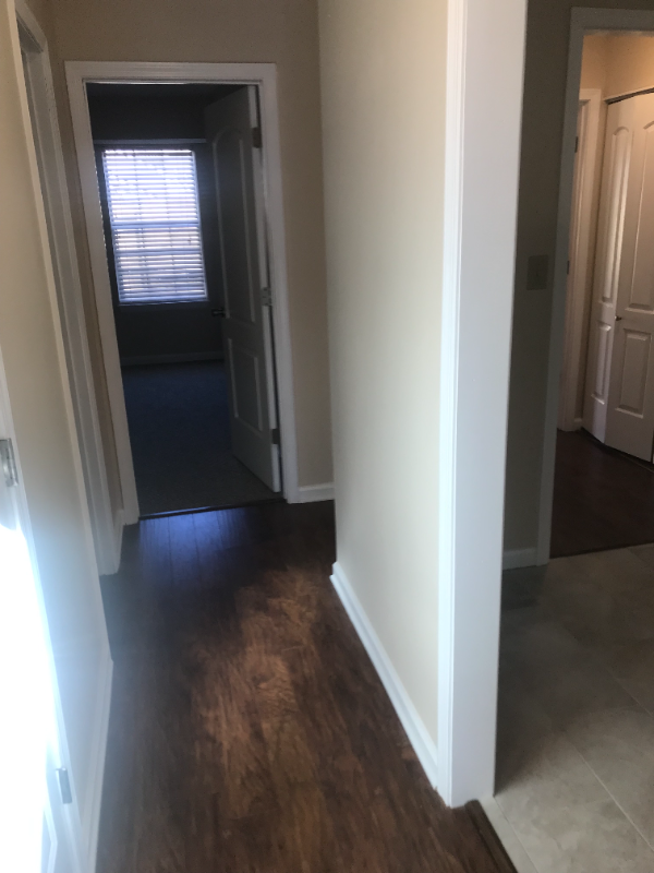 61 Riverchase Dr - Photo 3 of 11